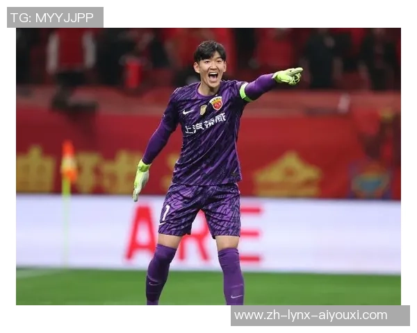 海港VS柔佛首发：张琳芃、李圣龙领衔出战，颜骏凌、傅欢候补